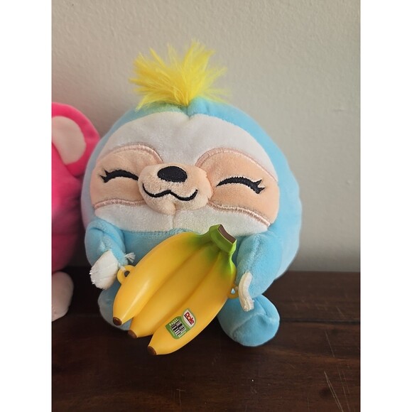 ZURU Snackles Lot Dole Pineapple Tropical Gold Sloth Plush Bananas 5” Mini - Picture 3 of 5